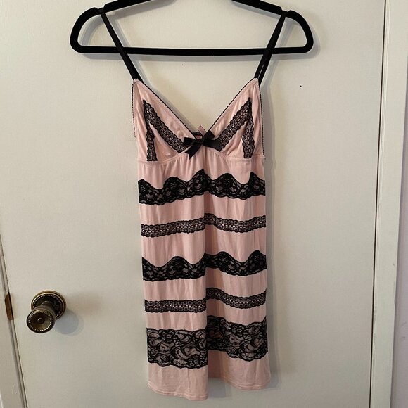 Victoria's Secret Blush Pink Modal and Black Lace Babydoll Nightie Slip NWOT - Picture 3 of 12